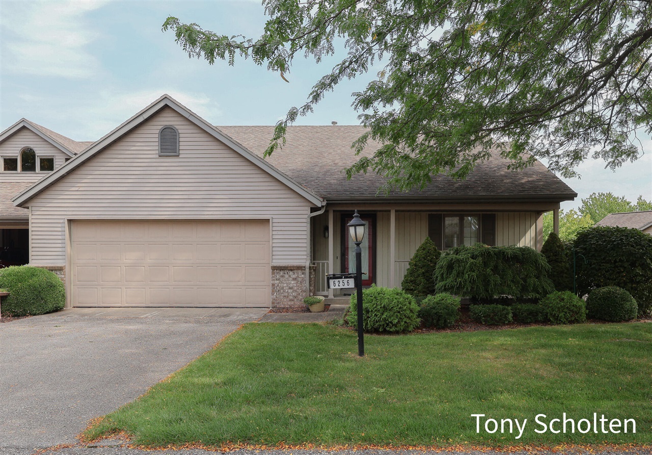 Photo 1 of Condo for sale at 6256 Springmont Dr #39, Hudsonville, MI 49426 | MLS# 70556864 | Listing updated on 2026-09-04