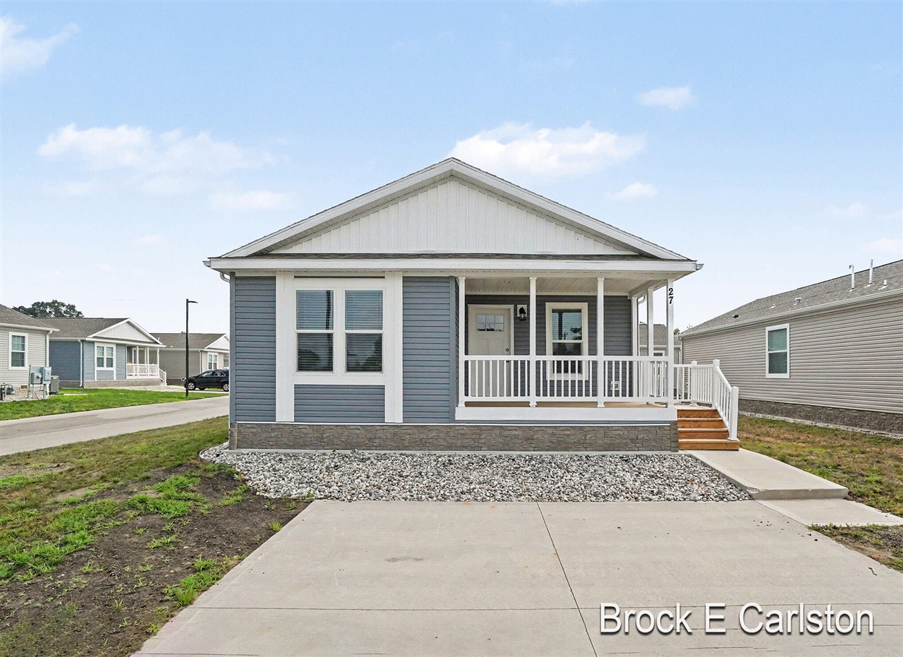 Photo 1 of Sale Pending at 1283 E Ellis Rd #27, Norton Shores, MI 49441 | MLS# 70556889 | Listing updated on 2026-10-06