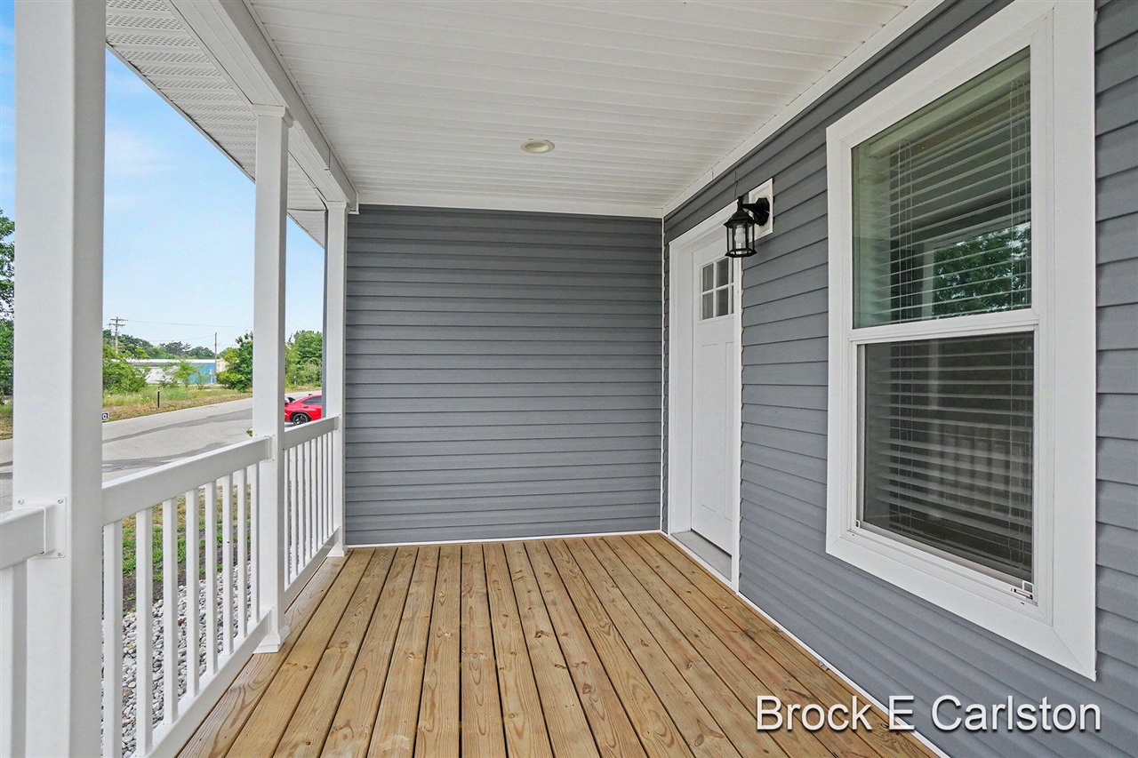 Photo 2 of Sale Pending at 1283 E Ellis Rd #27, Norton Shores, MI 49441 | MLS# 70556889 | Listing updated on 2026-10-06
