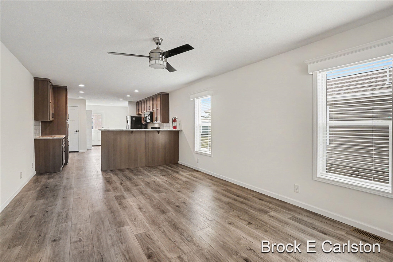 Photo 3 of Sale Pending at 1283 E Ellis Rd #27, Norton Shores, MI 49441 | MLS# 70556889 | Listing updated on 2026-10-06