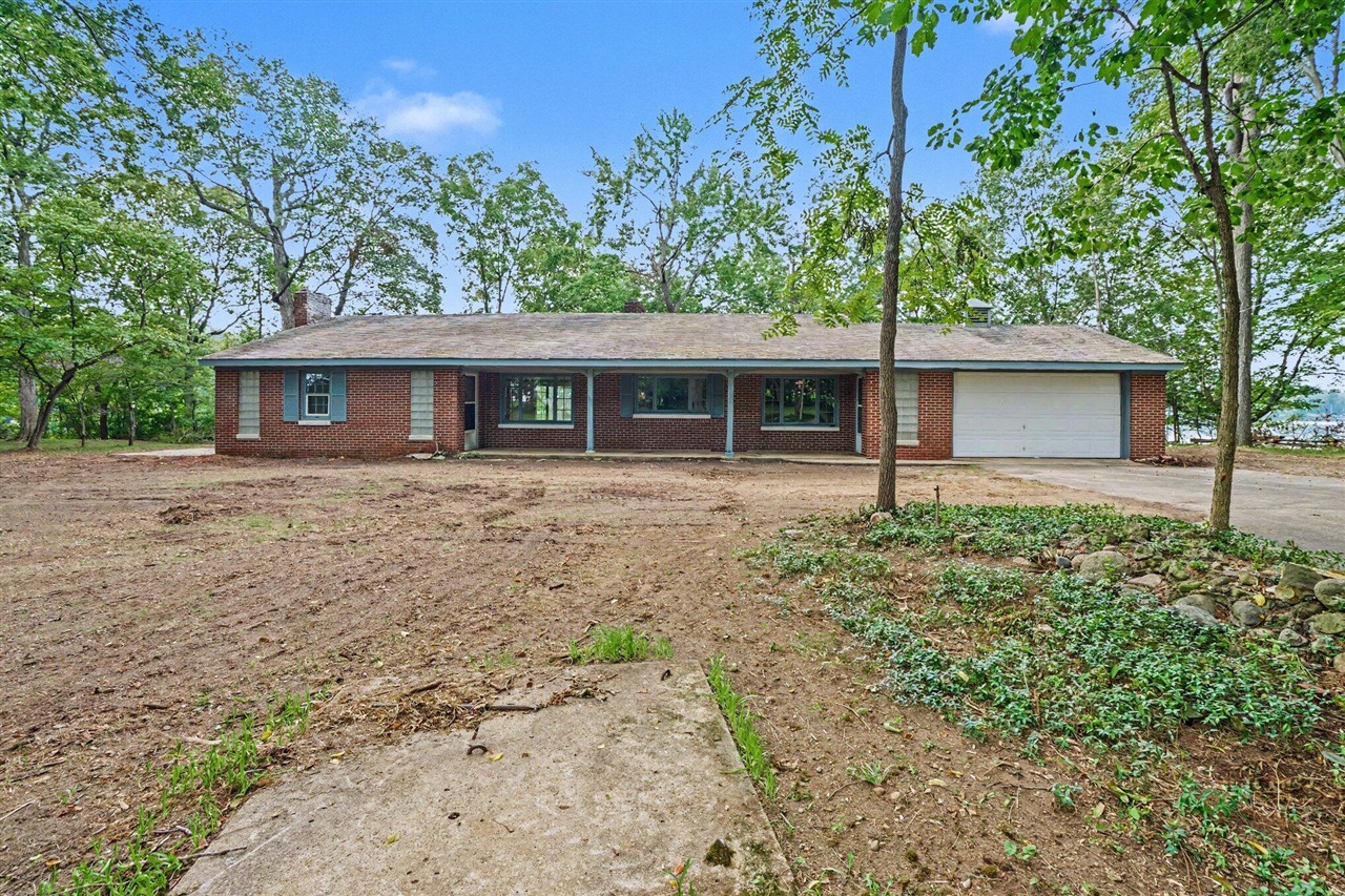 Photo 1 of Single family home for sale at 10403 S Chapin Ln, Berrien Springs, MI 49103 | MLS# 70556897 | Listing updated on 2026-09-05
