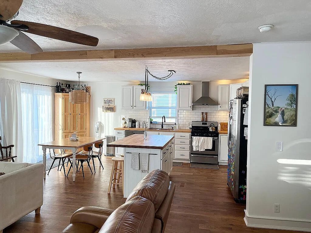 Photo 2 of Single family home for sale at 14519 Lemontree Ln, West Olive, MI 49460 | MLS# 70556899 | Listing updated on 2026-09-04