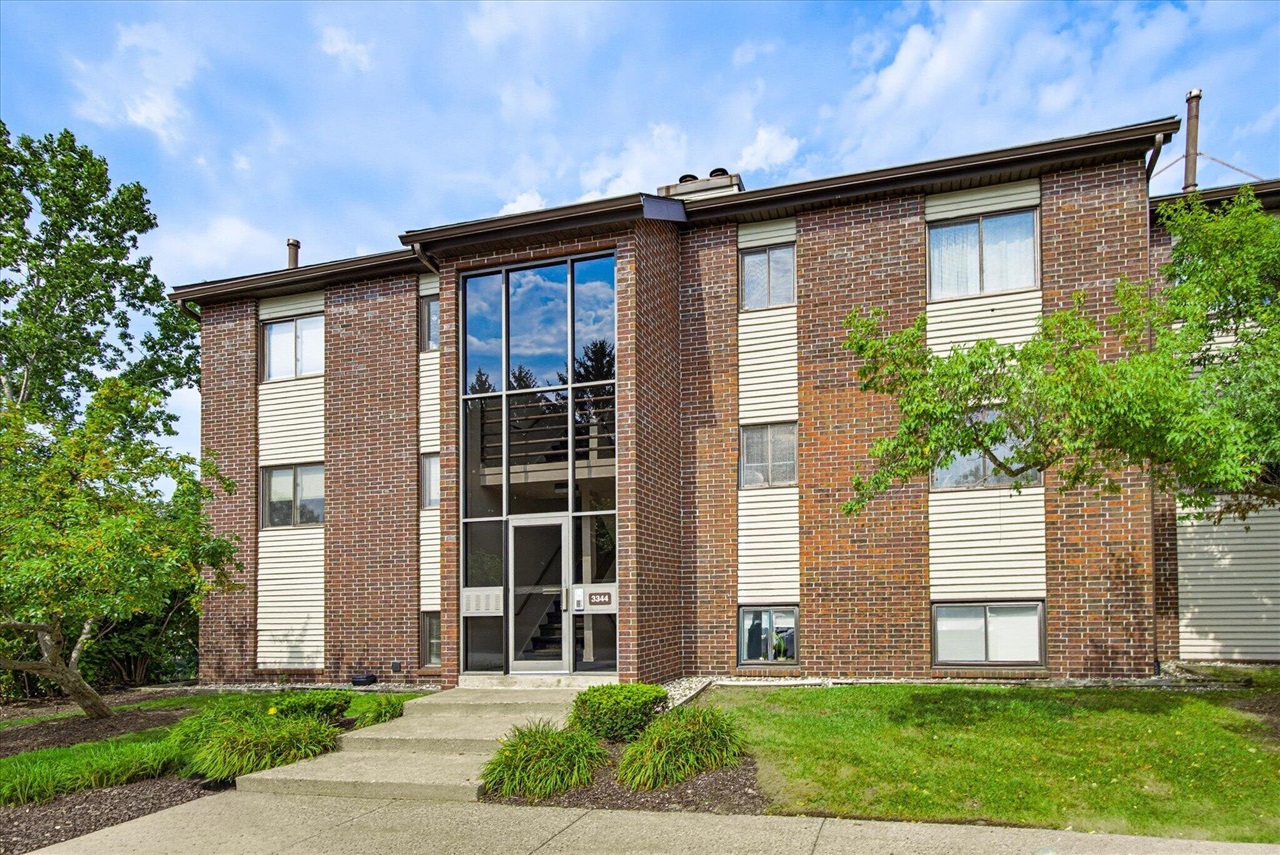 Photo 1 of Condo for sale at 3344 Devonwood Hills, Grand Rapids, MI 49525 | MLS# 70556925 | Listing updated on 2026-09-19