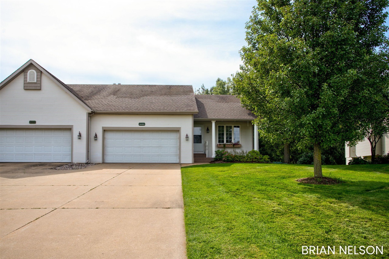 Photo 2 of Condo for sale at 14462 Twin Oaks St, Holland, MI 49424 | MLS# 70556940 | Listing updated on 2026-09-05