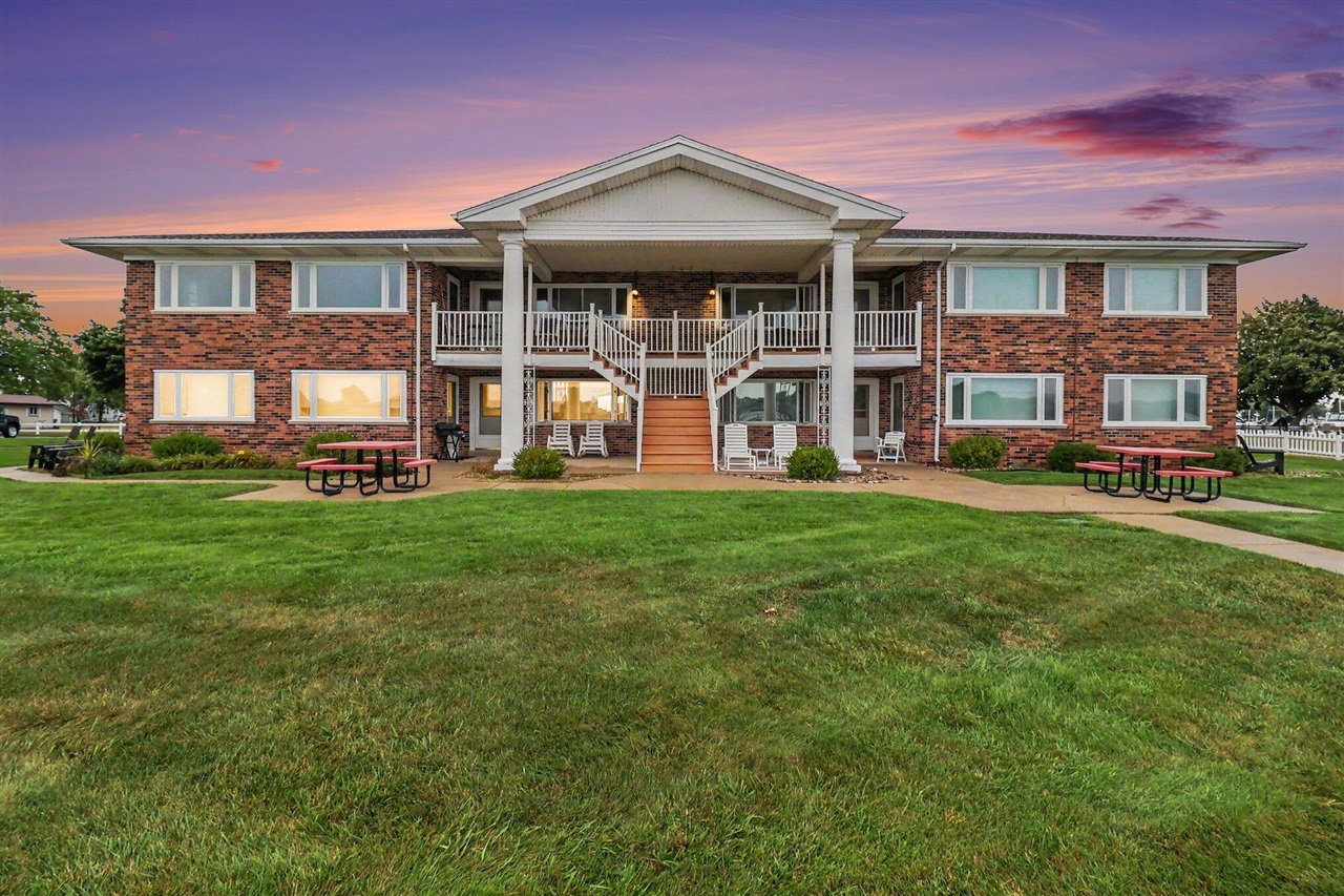 Photo 1 of Condo for sale at 304 S Ferry St #3, Ludington, MI 49431 | MLS# 70557006 | Listing updated on 2026-09-05