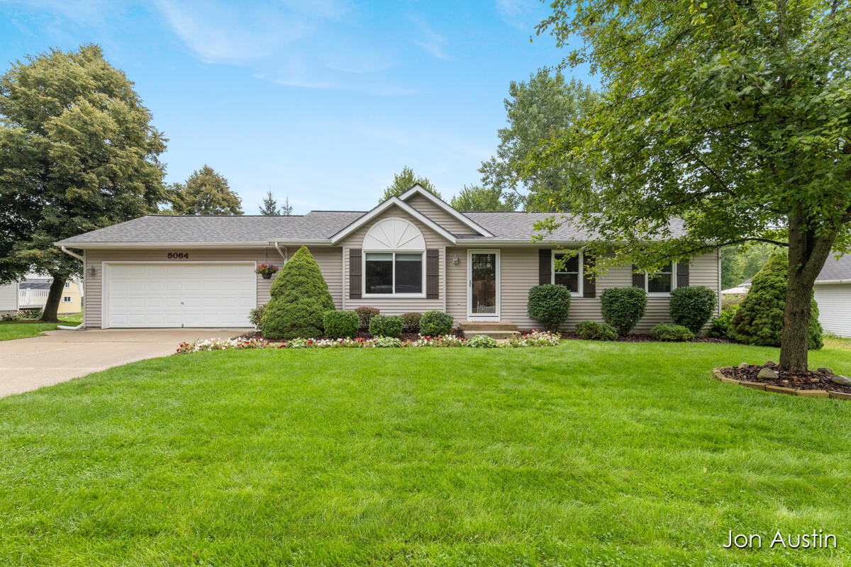 Photo 1 of Sale Pending at 5064 Shinnecock Hills Dr, Comstock Park, MI 49321 | MLS# 70557271 | Listing updated on 2026-09-14