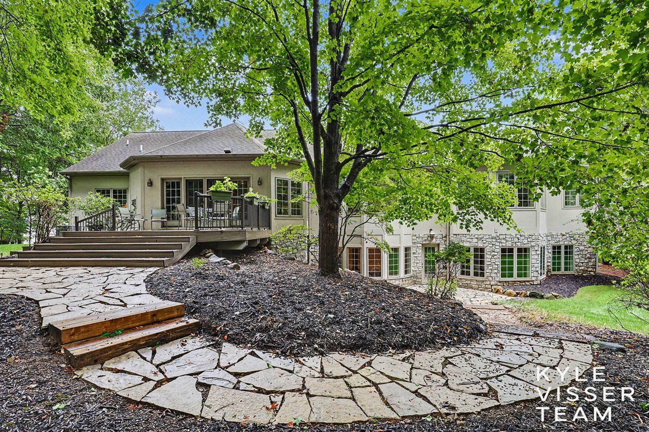 Photo 3 of Mansion for sale at 7685 Wood Violet Ct, Ada, MI 49301 | MLS# 70557324 | Listing updated on 2026-09-14