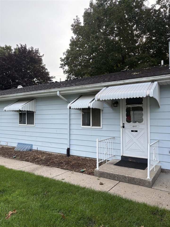 Condo for sale at 5742 Leisure S Dr #101, Grand Rapids, MI 49548 | MLS# 70557407
