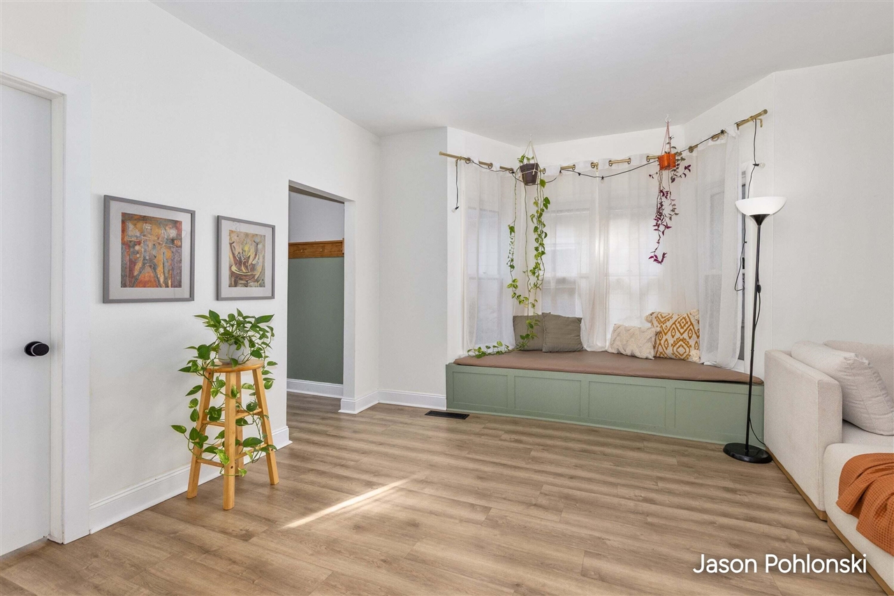 Photo 3 of Single family home for sale at 104 Sweet St, Grand Rapids, MI 49505 | MLS# 70557415 | Listing updated on 2026-09-17