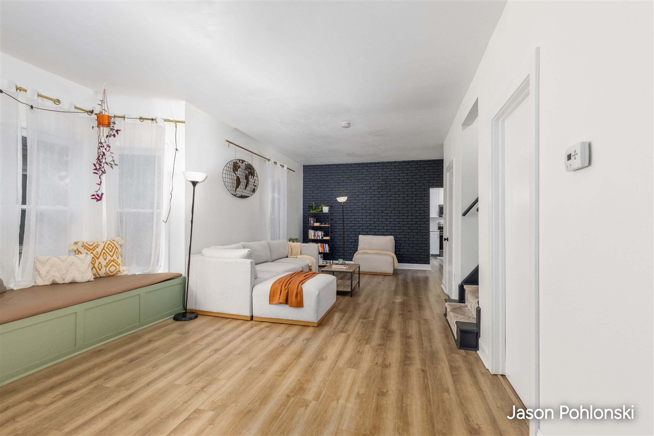 Photo 4 of Single family home for sale at 104 Sweet St, Grand Rapids, MI 49505 | MLS# 70557415 | Listing updated on 2026-09-17