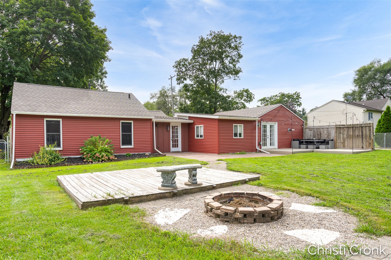 Photo 4 of Single family home for sale at 2461 Rogue River Rd, Belmont, MI 49306 | MLS# 70557457 | Listing updated on 2026-09-16