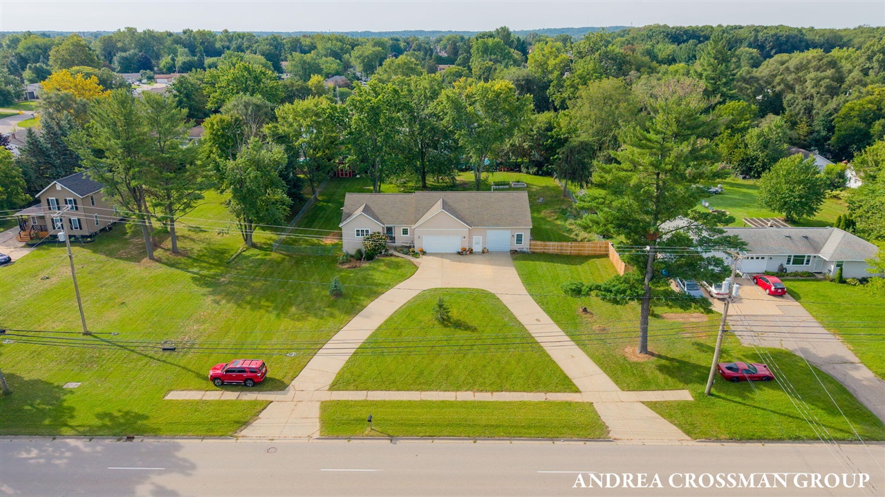 Photo 1 of Sale Pending at 1094 68th Street, Grand Rapids, MI 49508 | MLS# 70557501 | Listing updated on 2026-09-14