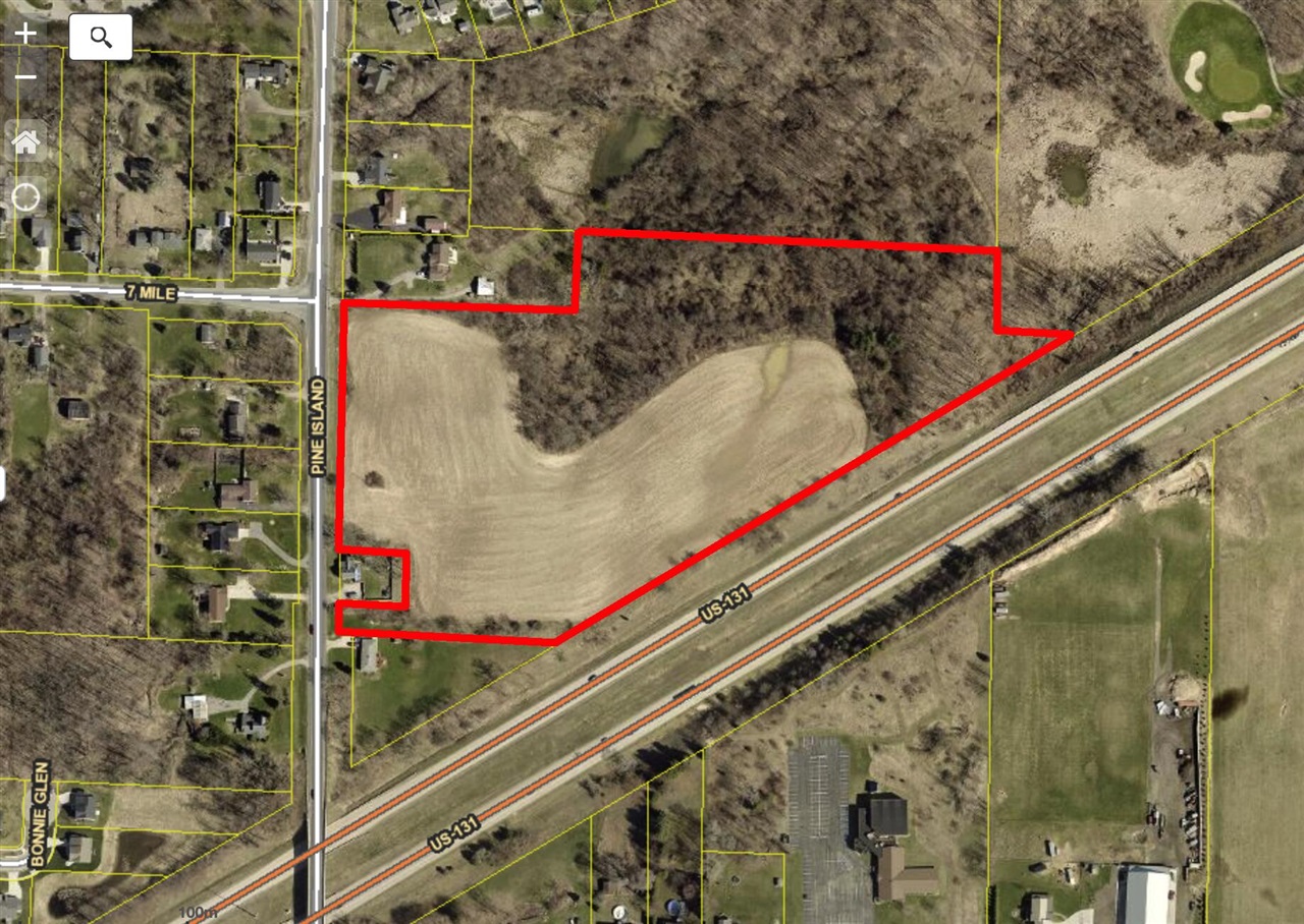 Photo 2 of Sale Pending at 5952 Pine Is Dr, Comstock Park, MI 49321 | MLS# 70557528 | Listing updated on 2026-09-15