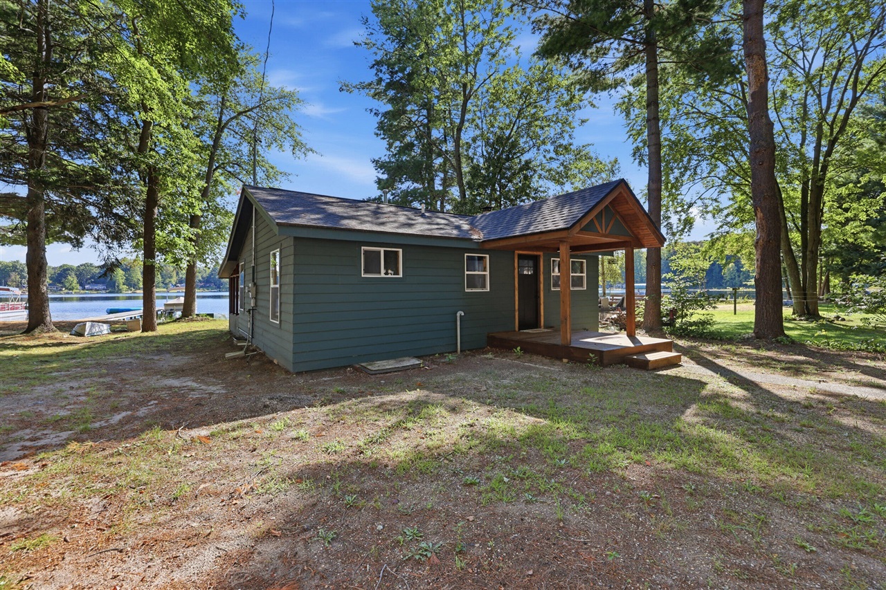 Photo 3 of Sale Pending at 07446 52 1/2 St, Grand Junction, MI 49056 | MLS# 70557563 | Listing updated on 2026-09-24