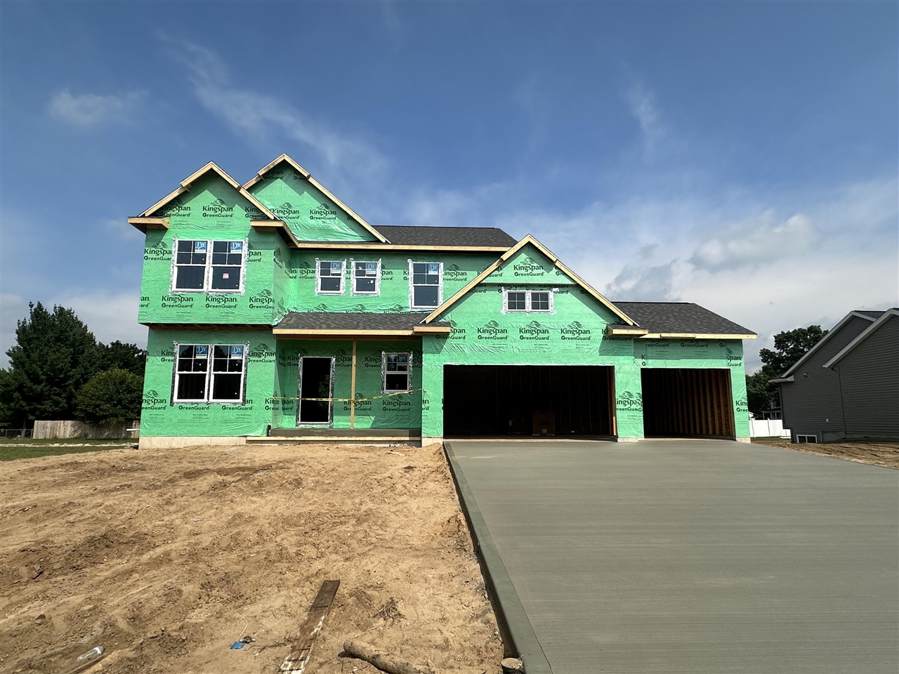 Photo 1 of Single family home for sale at 2181 Emerald Shore Cir Ne, Grand Rapids, MI 49525 | MLS# 70557570 | Listing updated on 2026-09-14