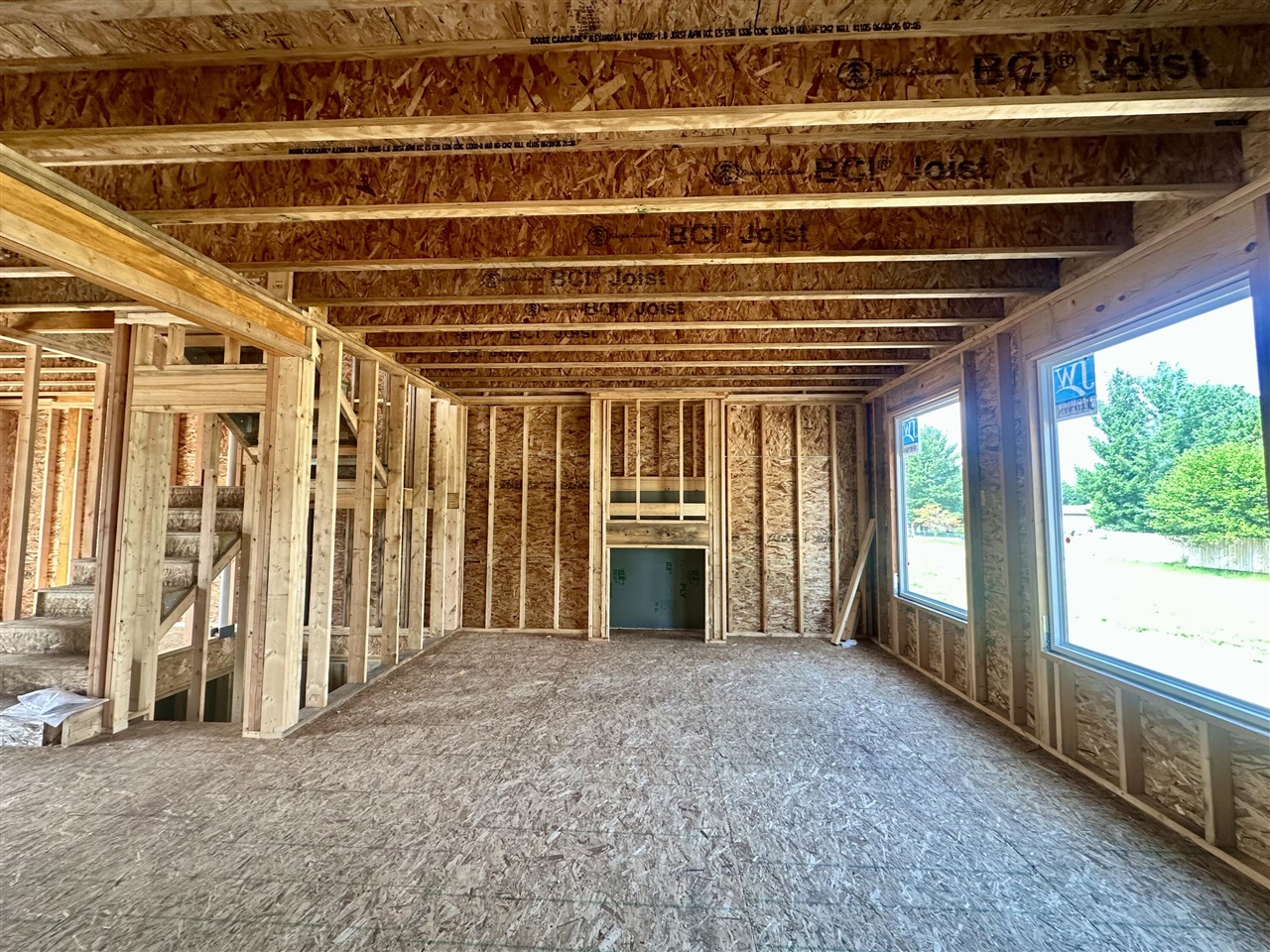 Photo 3 of Single family home for sale at 2181 Emerald Shore Cir Ne, Grand Rapids, MI 49525 | MLS# 70557570 | Listing updated on 2026-09-14