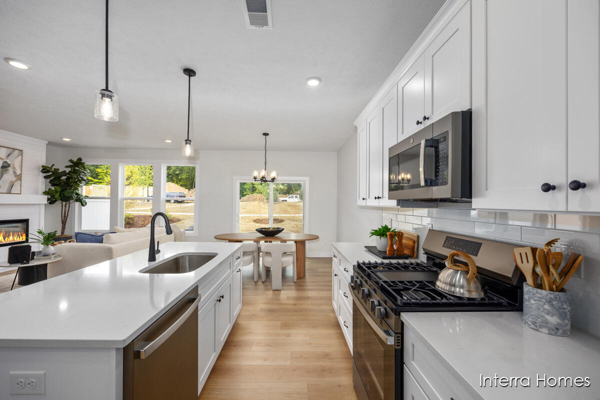 Photo 2 of Condo for sale at 2881 E Highgate St #81, Grand Rapids, MI 49512 | MLS# 70557583 | Listing updated on 2026-09-22