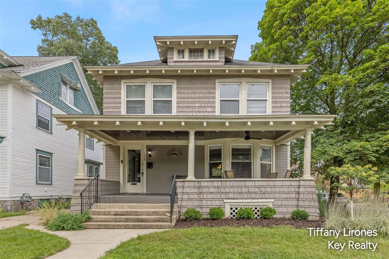 Photo 1 of Single family home for sale at 1355 Sigsbee St, Grand Rapids, MI 49506 | MLS# 70557650 | Listing updated on 2026-09-14
