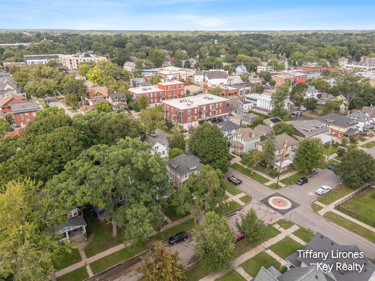 Photo 40 of Single family home for sale at 1355 Sigsbee St, Grand Rapids, MI 49506 | MLS# 70557650 | Listing updated on 2026-09-14