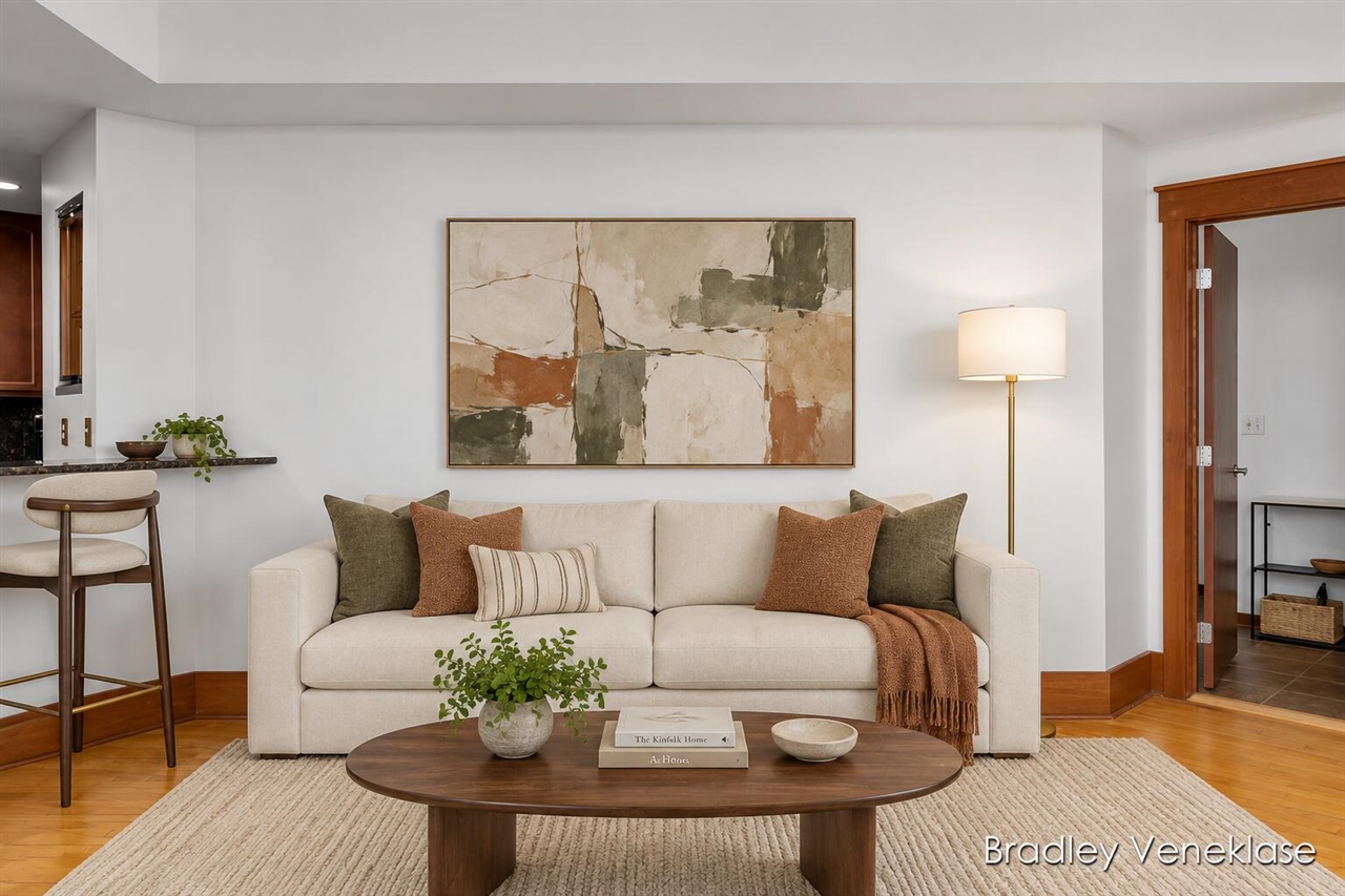 Photo 2 of Condo for sale at 60 Monroe Ctr St #8D, Grand Rapids, MI 49503 | MLS# 70557660 | Listing updated on 2026-09-18