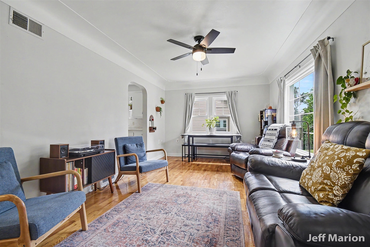 Photo 2 of Sale Pending at 2540 Day Ave, Grand Rapids, MI 49544 | MLS# 70557671 | Listing updated on 2026-09-16