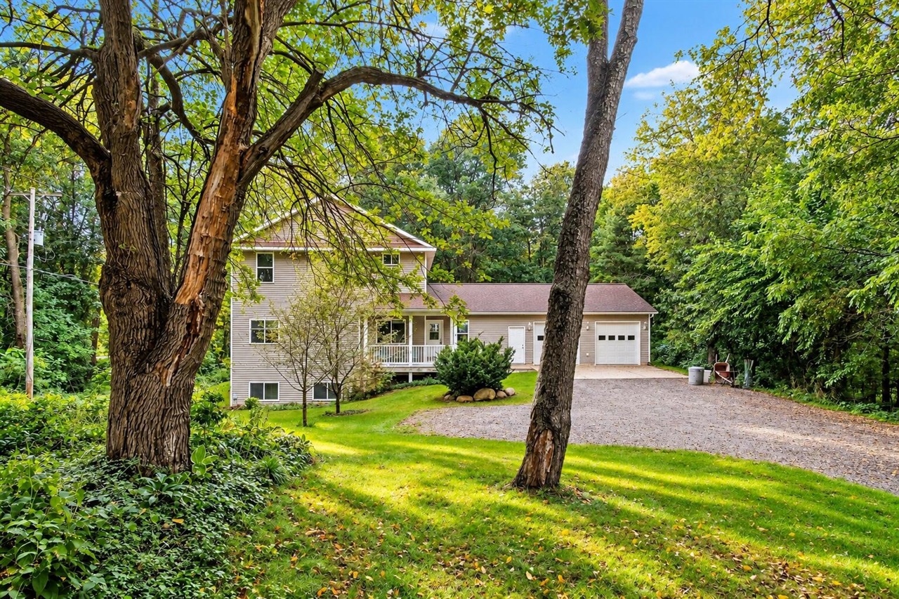 Photo 1 of Single family home for sale at 5171 Bancroft Ave, Lowell, MI 49331 | MLS# 70557686 | Listing updated on 2026-09-28