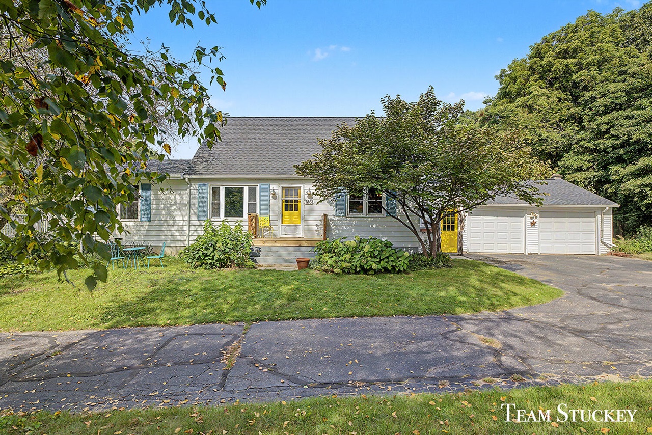 Photo 1 of Single family home for sale at 7861 Cannonsburg Rd, Rockford, MI 49341 | MLS# 70557694 | Listing updated on 2026-09-17