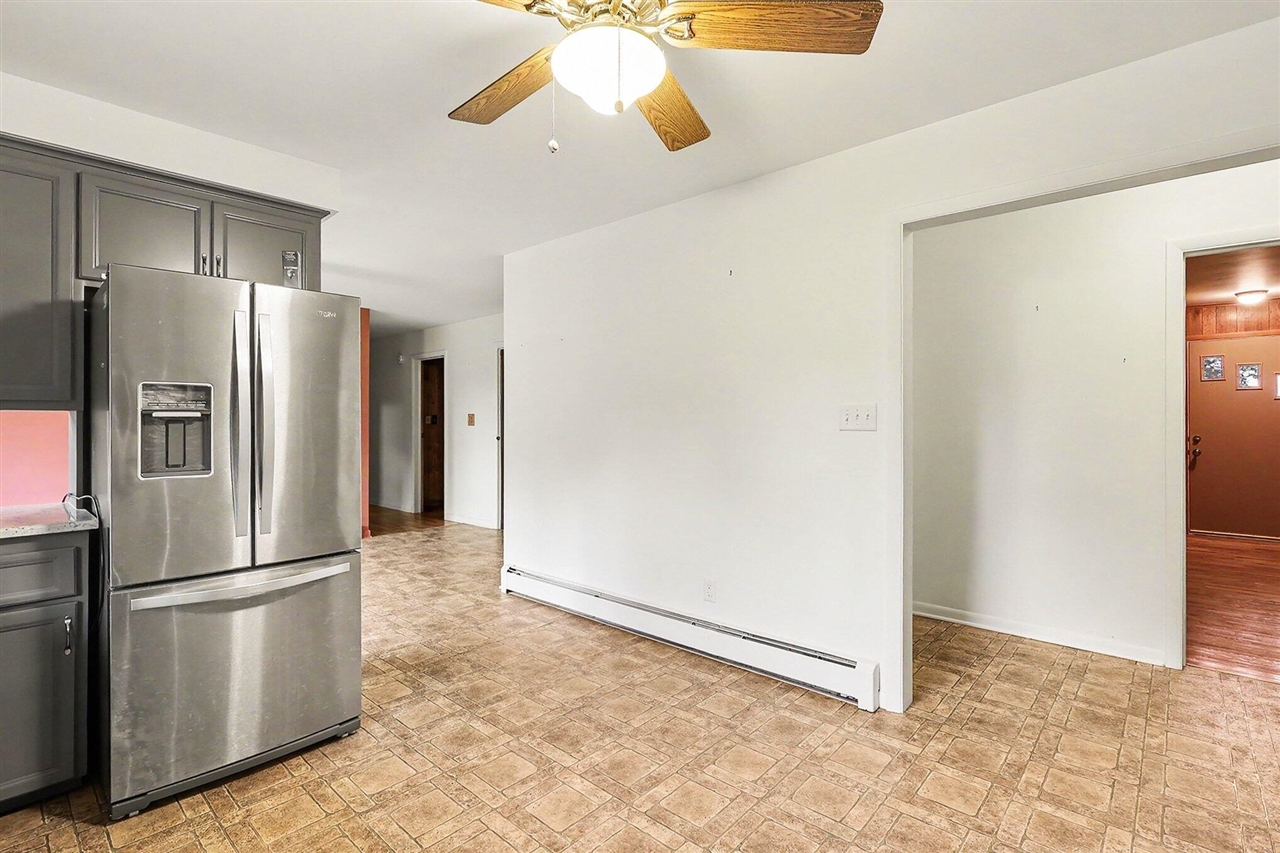 Photo 3 of Single family home for sale at 02891 71 1/2 St, South Haven, MI 49090 | MLS# 70557715 | Listing updated on 2026-09-14