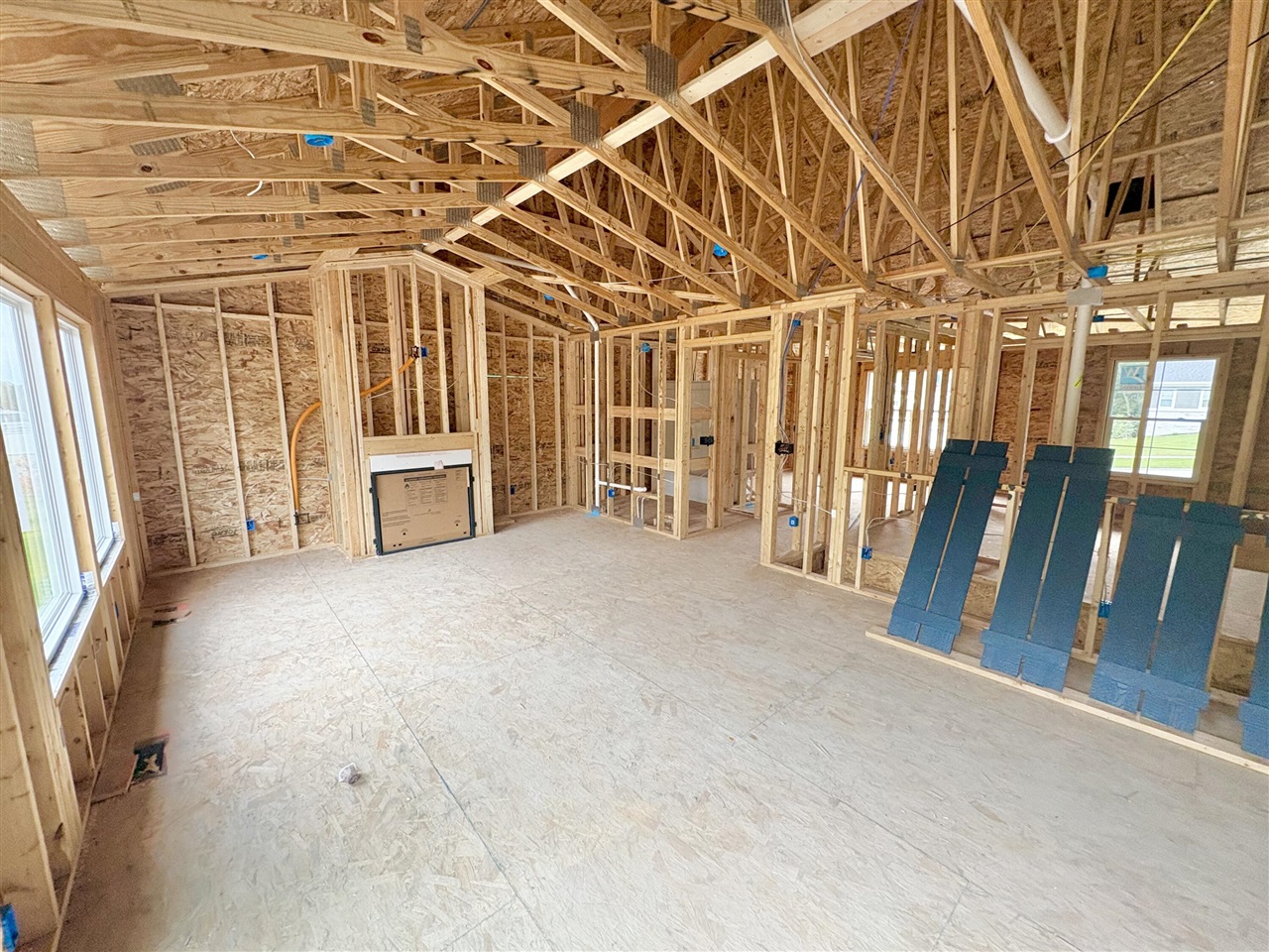 Photo 4 of Single family home for sale at 5925 Valley Point Dr, Caledonia, MI 49316 | MLS# 70557866 | Listing updated on 2026-09-18