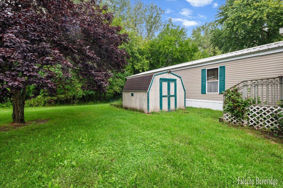 Photo 3 of Single family home for sale at 176 Wallasey Dr, Grand Rapids, MI 49548 | MLS# 70557944 | Listing updated on 2026-09-12