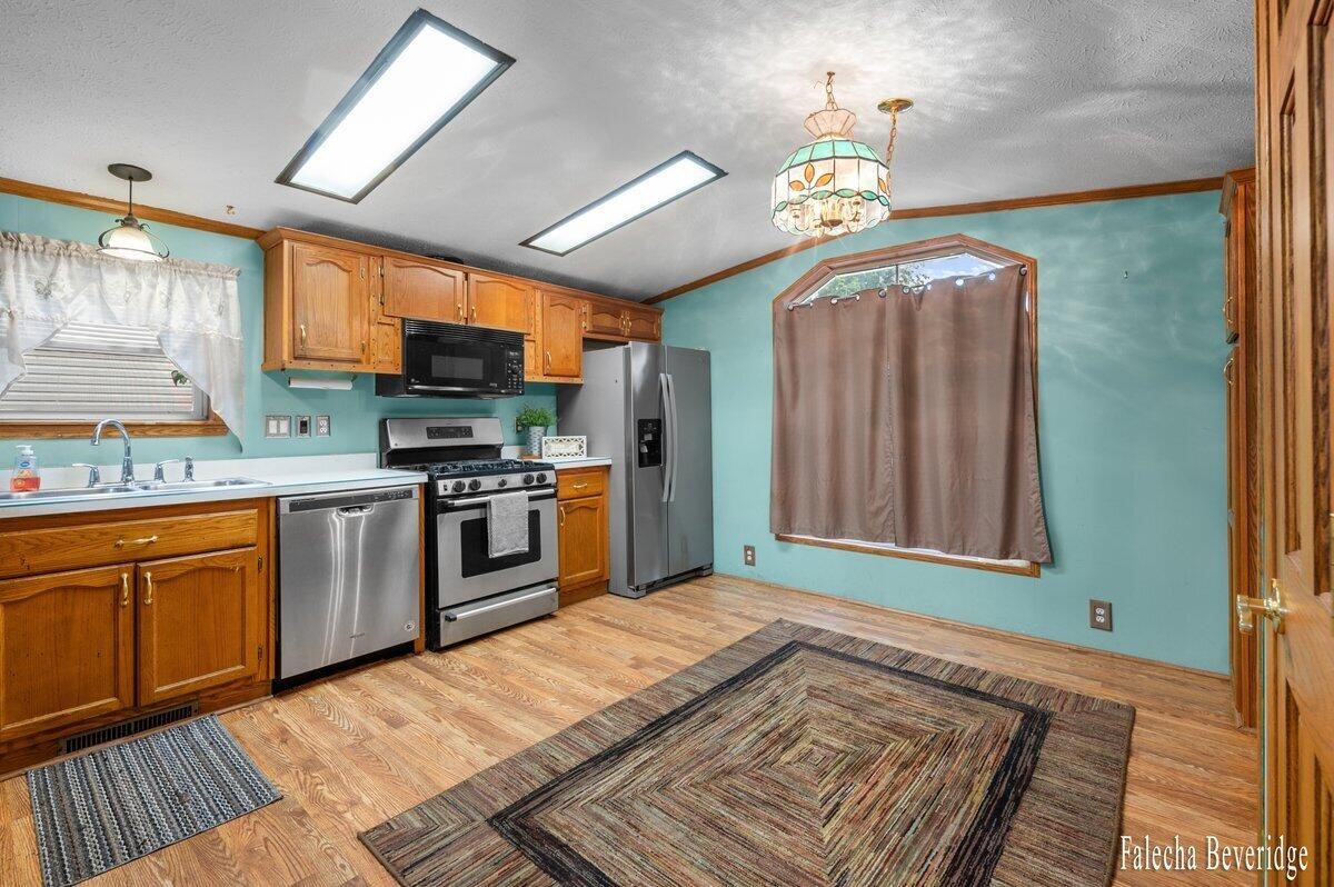 Photo 4 of Single family home for sale at 176 Wallasey Dr, Grand Rapids, MI 49548 | MLS# 70557944 | Listing updated on 2026-09-12
