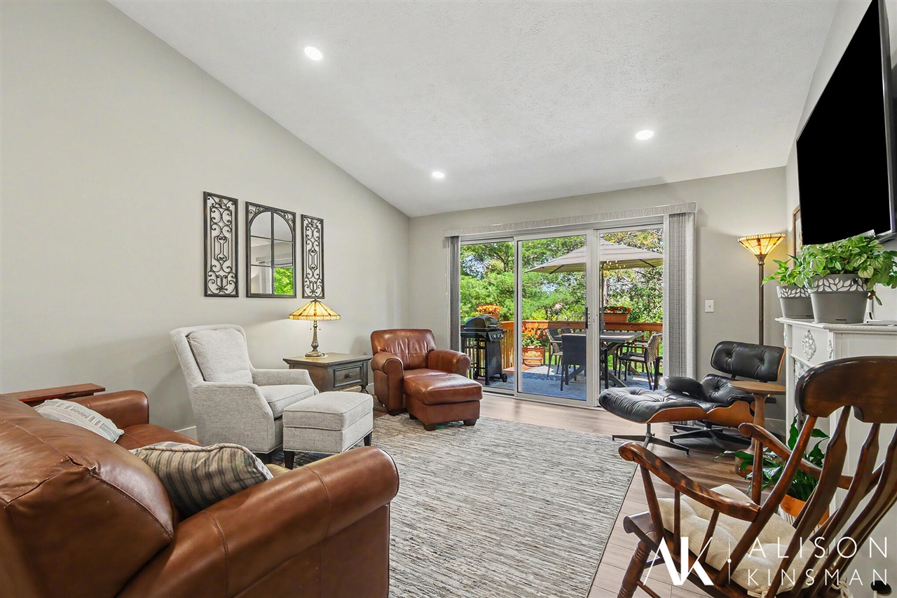 Listing Photo 5 - Condo for sale in building located at 3861 Old Elm Dr, Grand Rapids, MI 49512