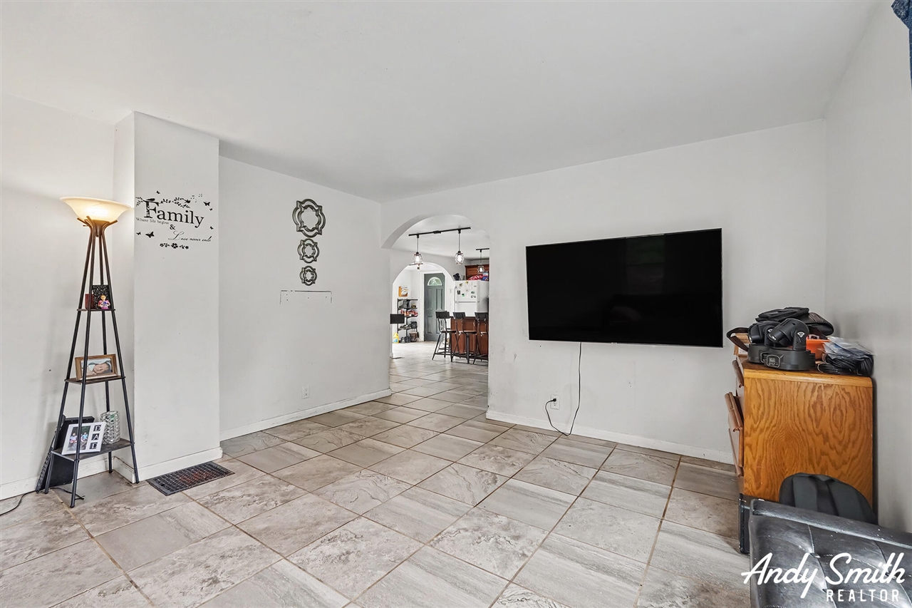 Photo 3 of Single family home for sale at 2230 Hoyle Ave, Grand Rapids, MI 49544 | MLS# 70558014 | Listing updated on 2026-09-21