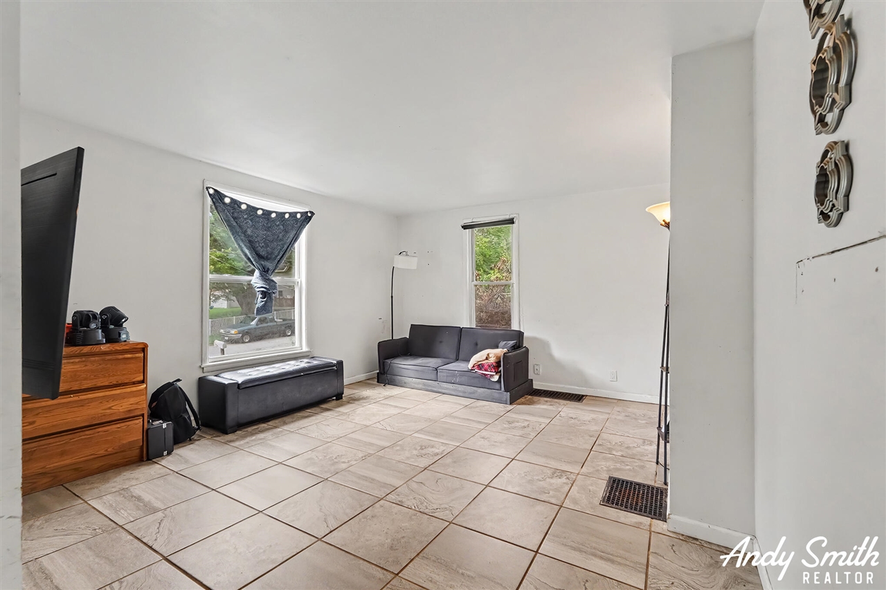 Photo 3 of Single family home for sale at 2230 Hoyle Ave, Grand Rapids, MI 49544 | MLS# 70558014 | Listing updated on 2026-09-21