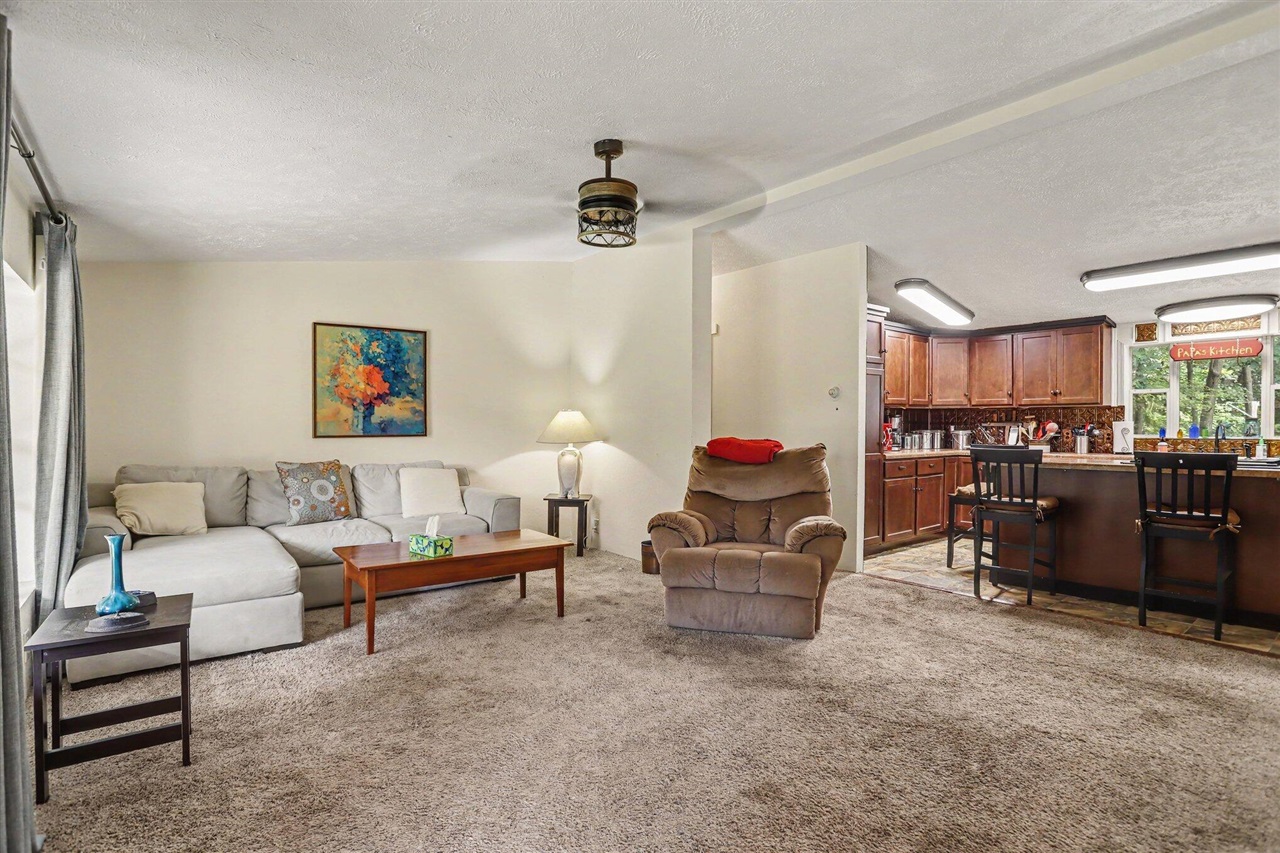 Photo 3 of Sale Pending at 5381 Paradise Rd, Battle Creek, MI 49014 | MLS# 70558070 | Listing updated on 2026-09-14
