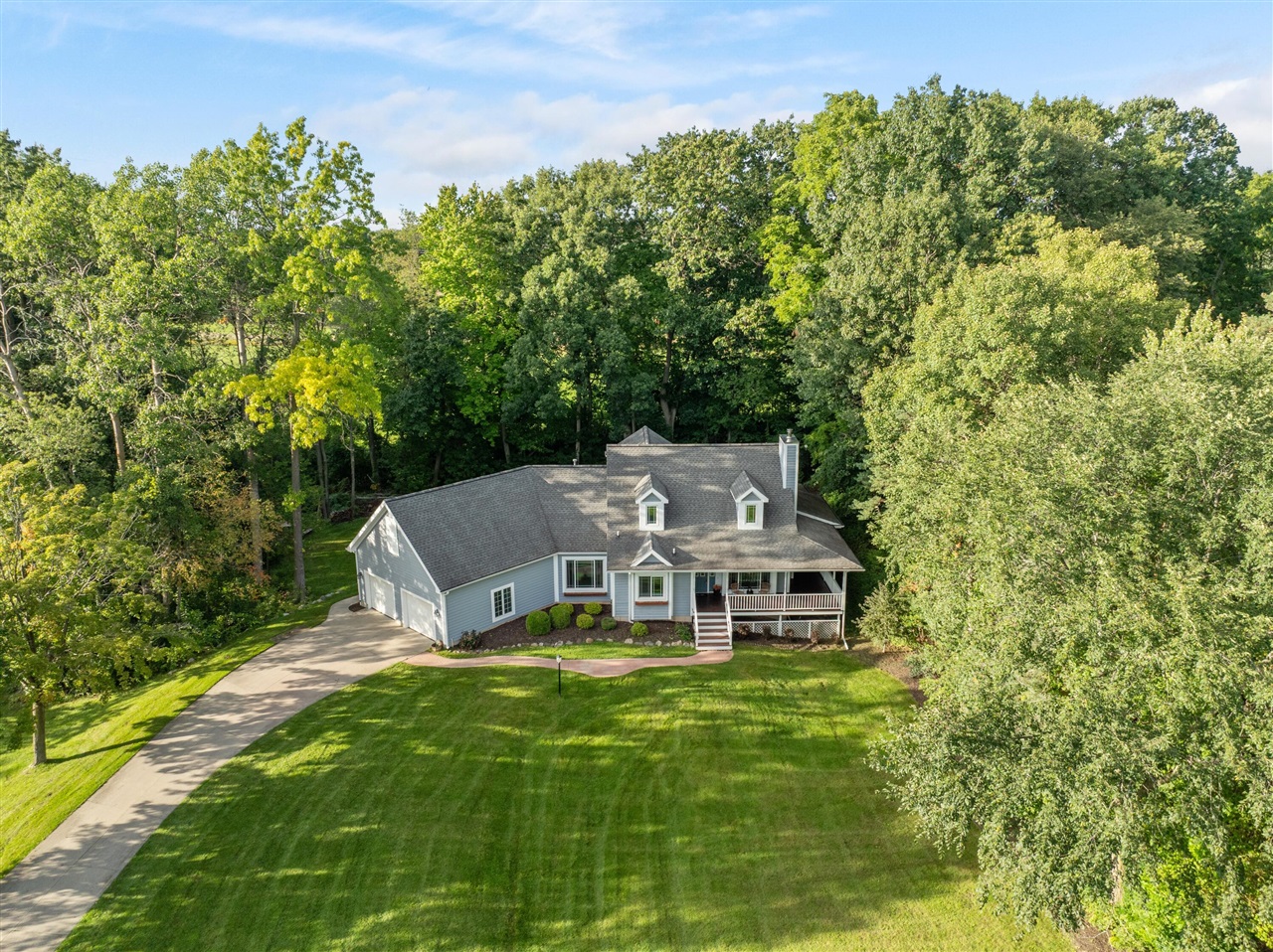 Photo 1 of Single family home for sale at 7799 Abby Ln, Caledonia, MI 49316 | MLS# 70558117 | Listing updated on 2026-09-18