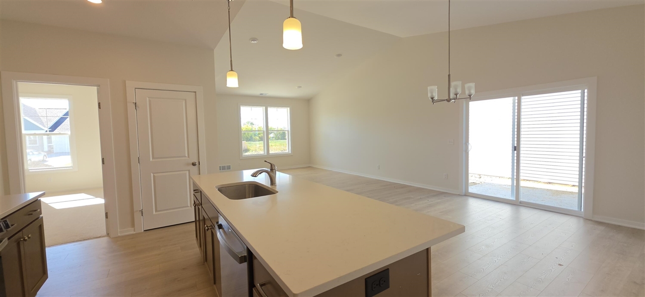 Photo 3 of Condo for sale at 6647 Bellflower Dr #4, Zeeland, MI 49464 | MLS# 70558165 | Listing updated on 2026-10-05