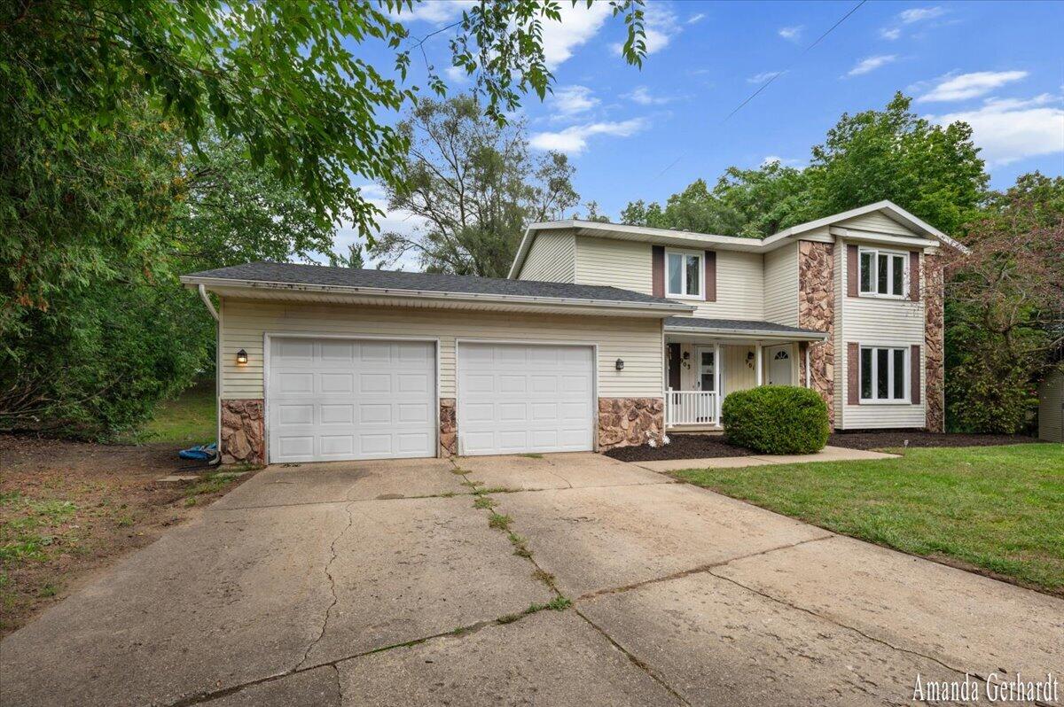 Photo 1 of Multi family home for sale at 901/3 Mccarty St, Grand Rapids, MI 49544 | MLS# 70558201 | Listing updated on 2026-10-08
