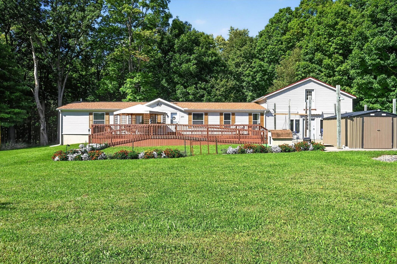 Photo 1 of Single family home for sale at 22530 M Dr, Marshall, MI 49068 | MLS# 70558273 | Listing updated on 2026-09-14