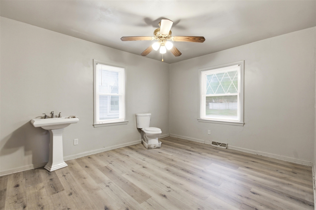 Photo 3 of Single family home for sale at 28919 Powers St, Westland, MI 48186 | MLS# 70558365 | Listing updated on 2026-09-18