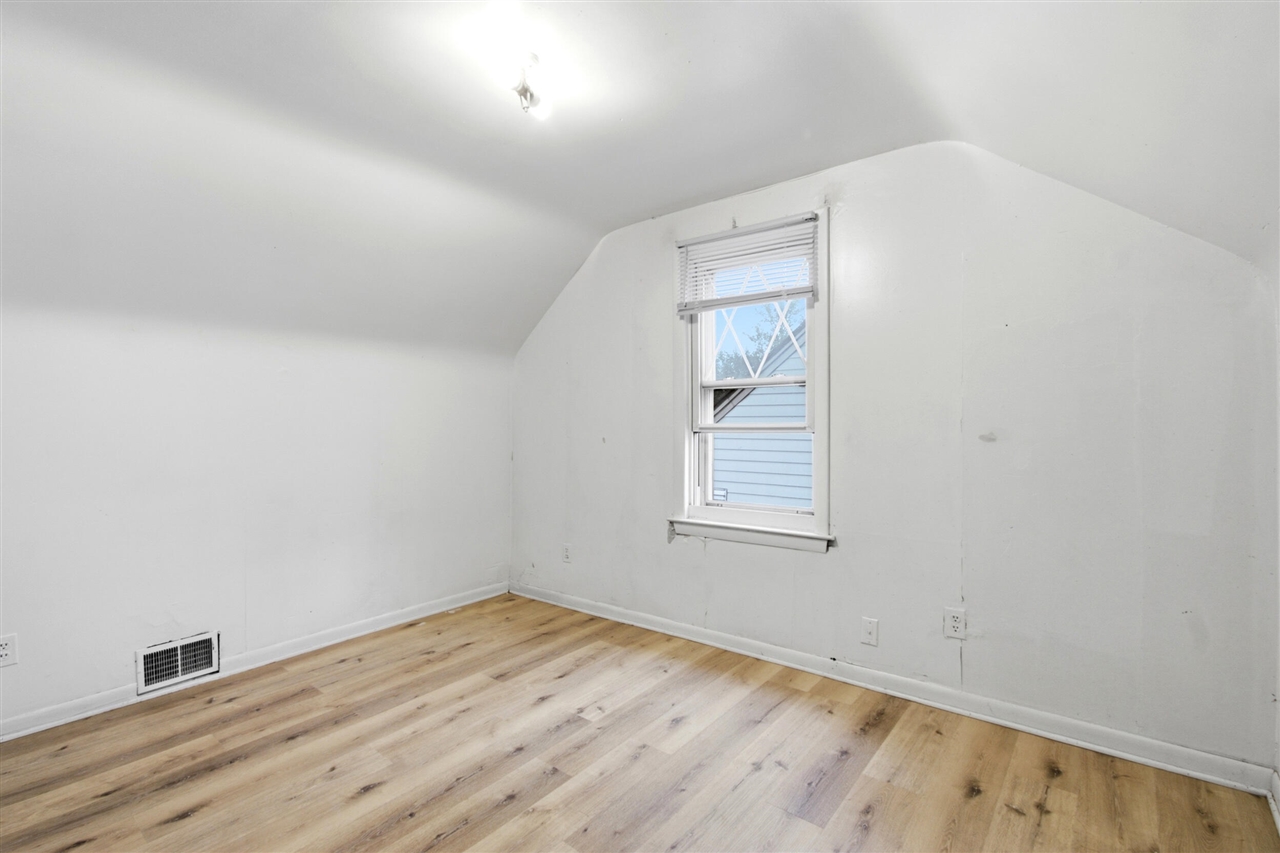 Photo 3 of Single family home for sale at 28919 Powers St, Westland, MI 48186 | MLS# 70558365 | Listing updated on 2026-09-18