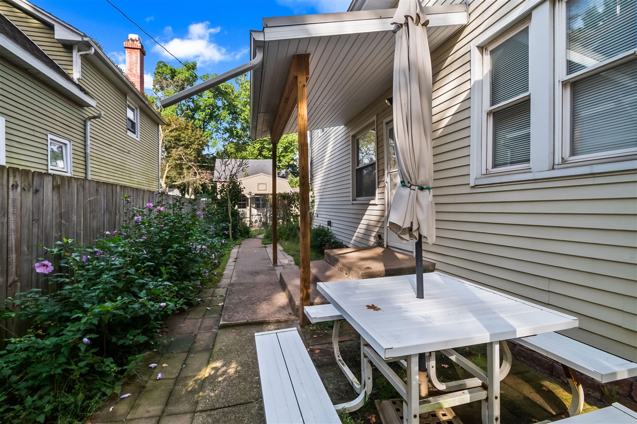 Photo 3 of Multi family home for sale at 44 Budlong St, Hillsdale, MI 49242 | MLS# 70558395 | Listing updated on 2026-09-14