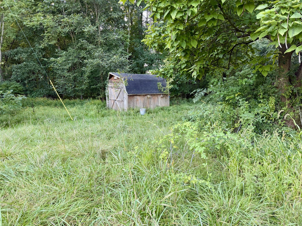 Photo 3 of Sale Pending at 4050 Division St, Wayland, MI 49348 | MLS# 70558452 | Listing updated on 2026-09-28