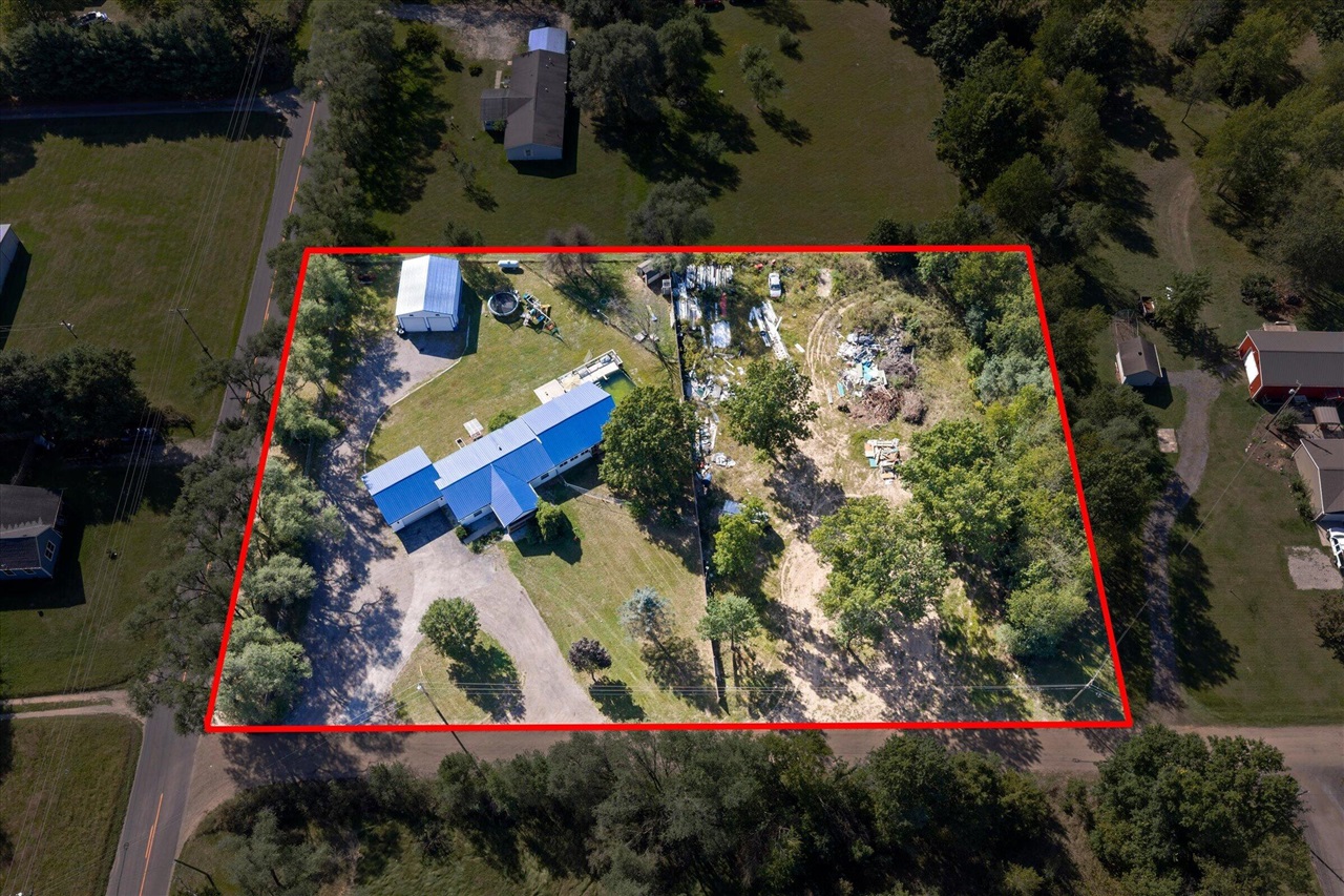 Photo 3 of Single family home for sale at 16780 State Line Rd, Union, MI 49130 | MLS# 70558478 | Listing updated on 2026-09-14