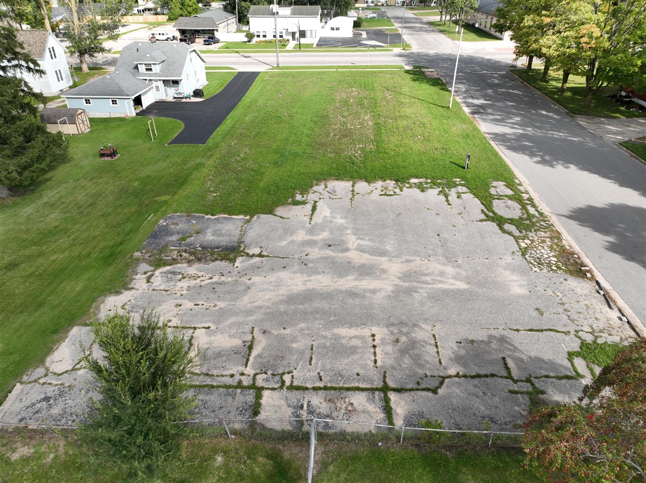 Photo 1 of Land for sale at 781 S Chestnut St, Reed City, MI 49677 | MLS# 70558507 | Listing updated on 2026-09-21