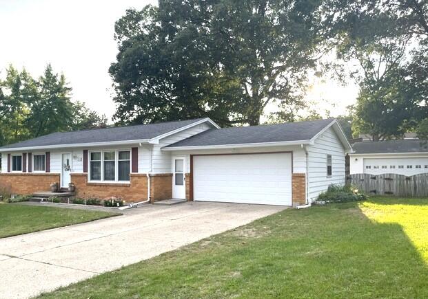 Single family home for sale at 2535 Powers Ave, Grand Rapids, MI 49544 | MLS# 70558524