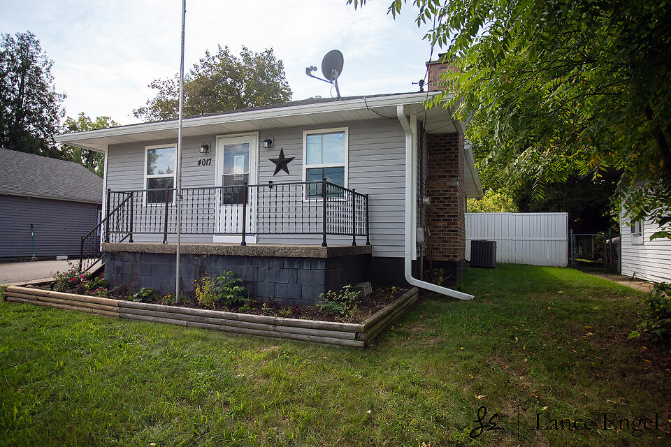 Photo 2 of Single family home for sale at 4017 Childs Ave, Comstock Park, MI 49321 | MLS# 70558610 | Listing updated on 2026-10-06