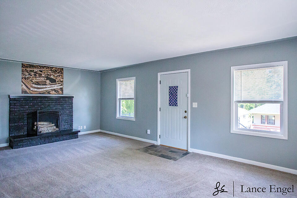Photo 3 of Single family home for sale at 4017 Childs Ave, Comstock Park, MI 49321 | MLS# 70558610 | Listing updated on 2026-10-06