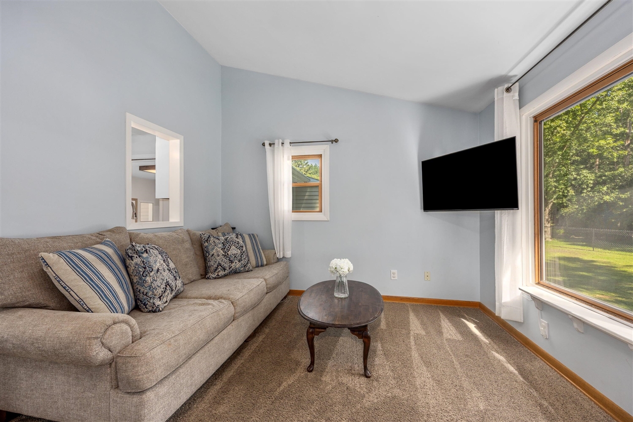 Photo 4 of Sale Pending at 10702 Settlewood Dr, Lowell, MI 49331 | MLS# 70558621 | Listing updated on 2026-09-19