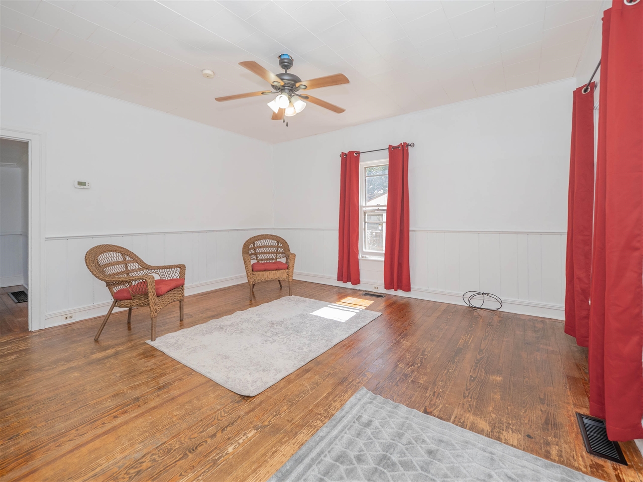 Photo 3 of Single family home for sale at 118 S West, Lawton, MI 49065 | MLS# 70558625 | Listing updated on 2026-09-15